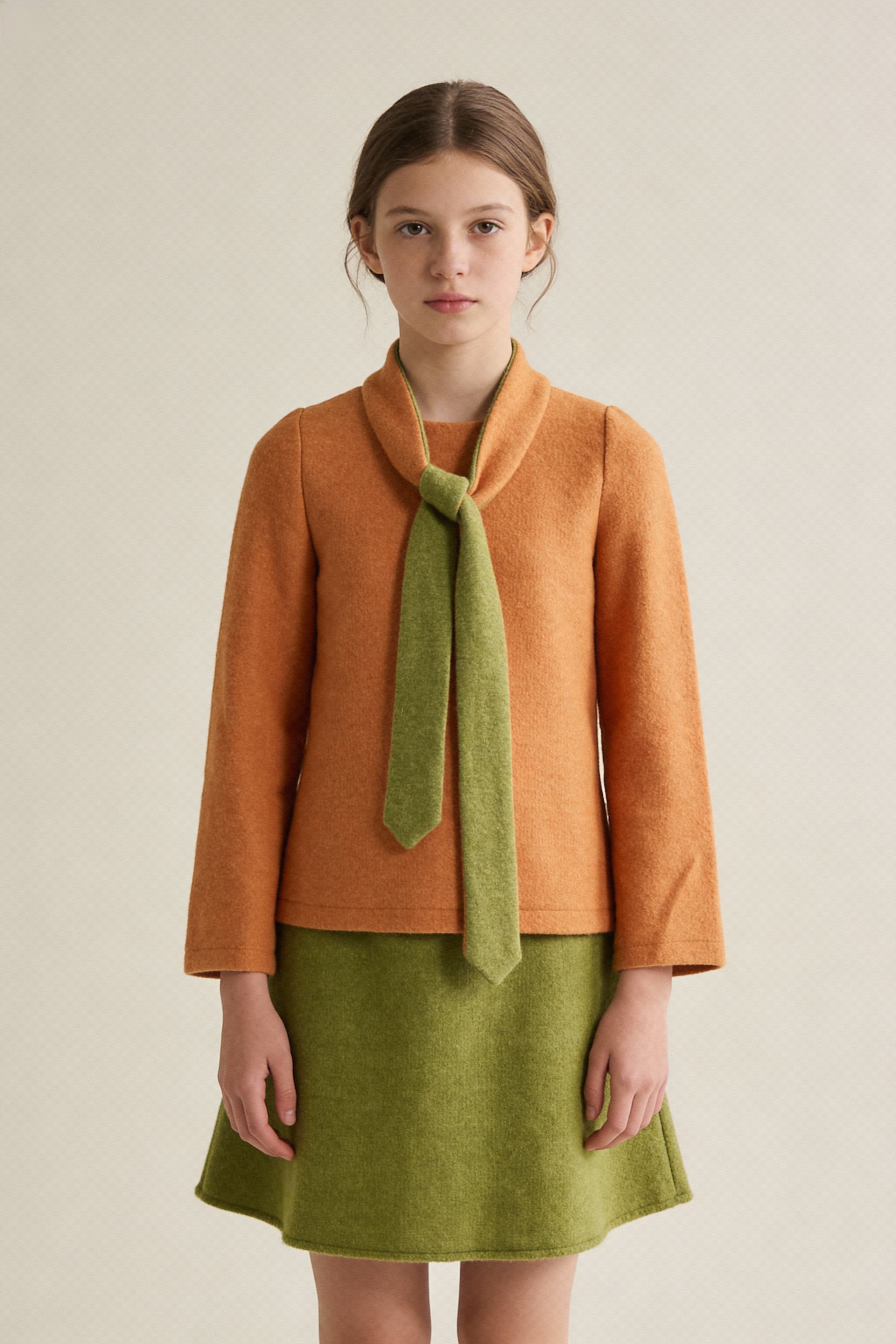 Turuncu Fular Detaylı Kazak