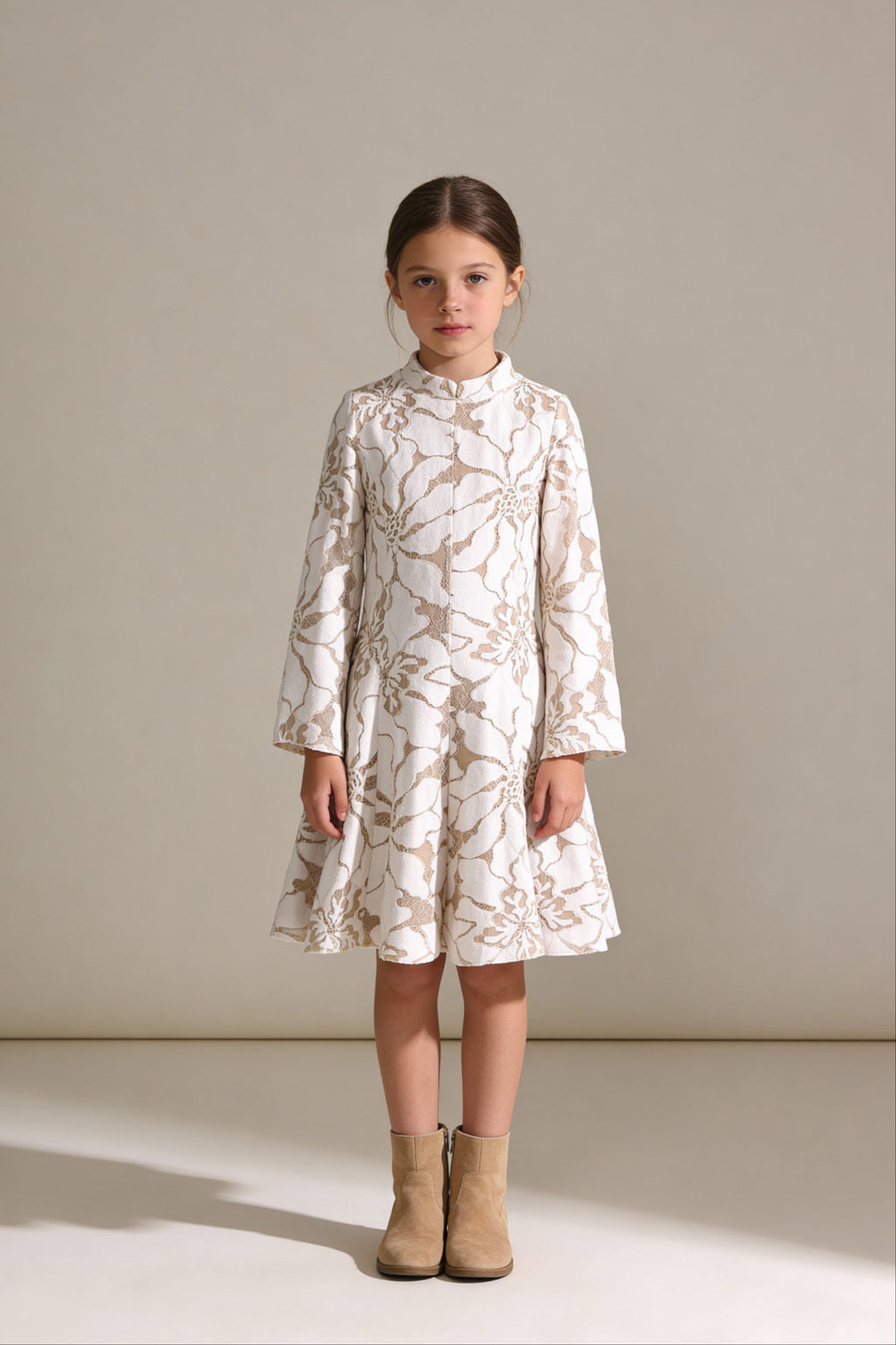 Bej & Krem Dantel Kaplama Elbise