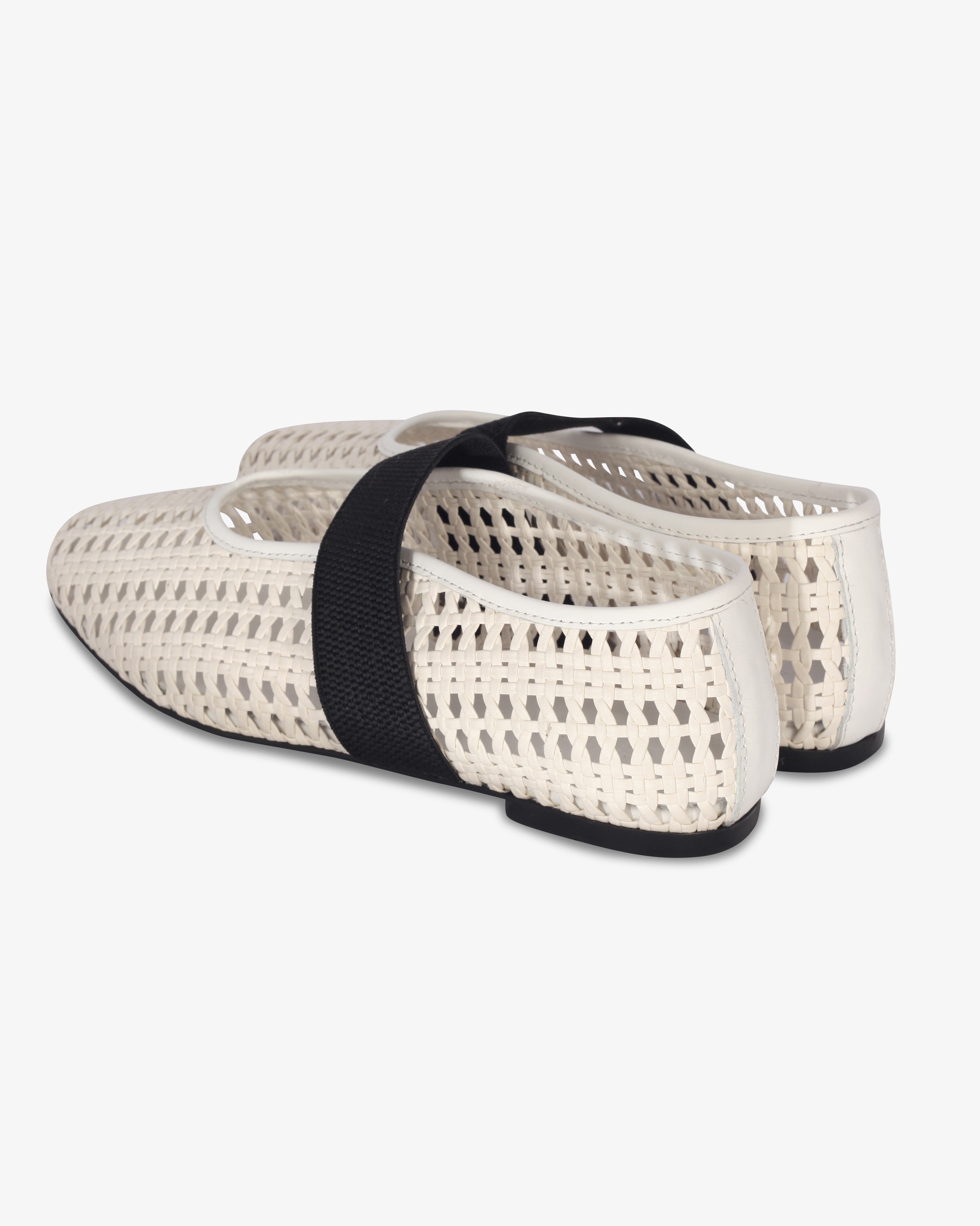 Beyaz Örgü & Lastik Bantlı Babet