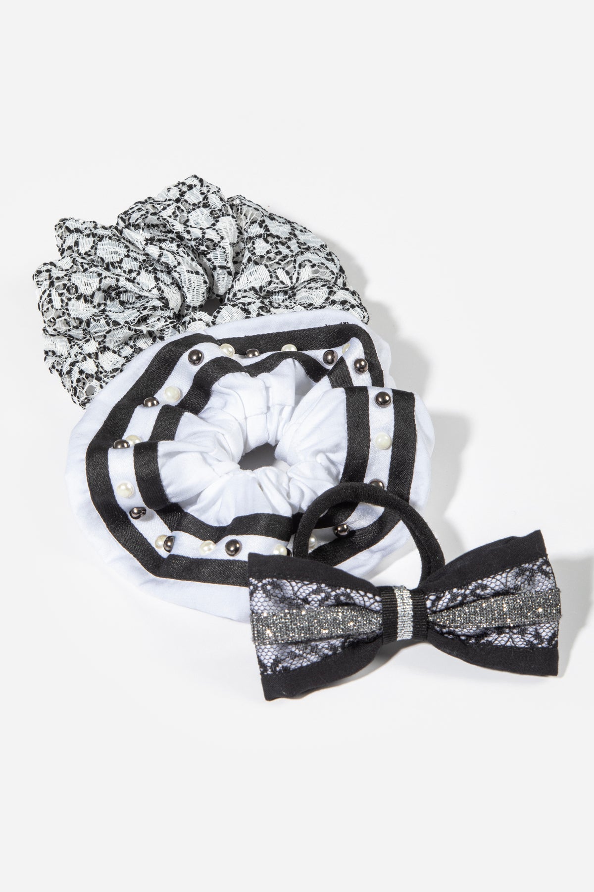 Siyah-Beyaz Tonlarında 3'lü Saç Tokası