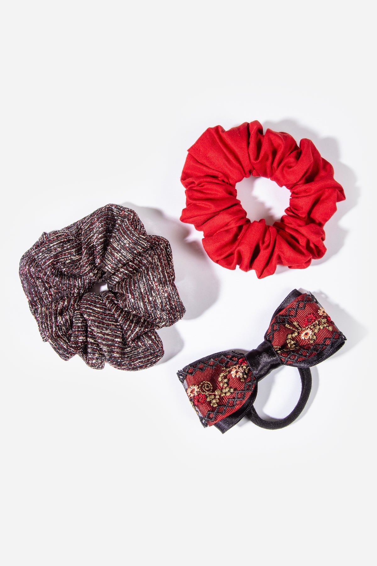 Siyah-Kırmızı Tonlarında 3'lü Saç Tokası