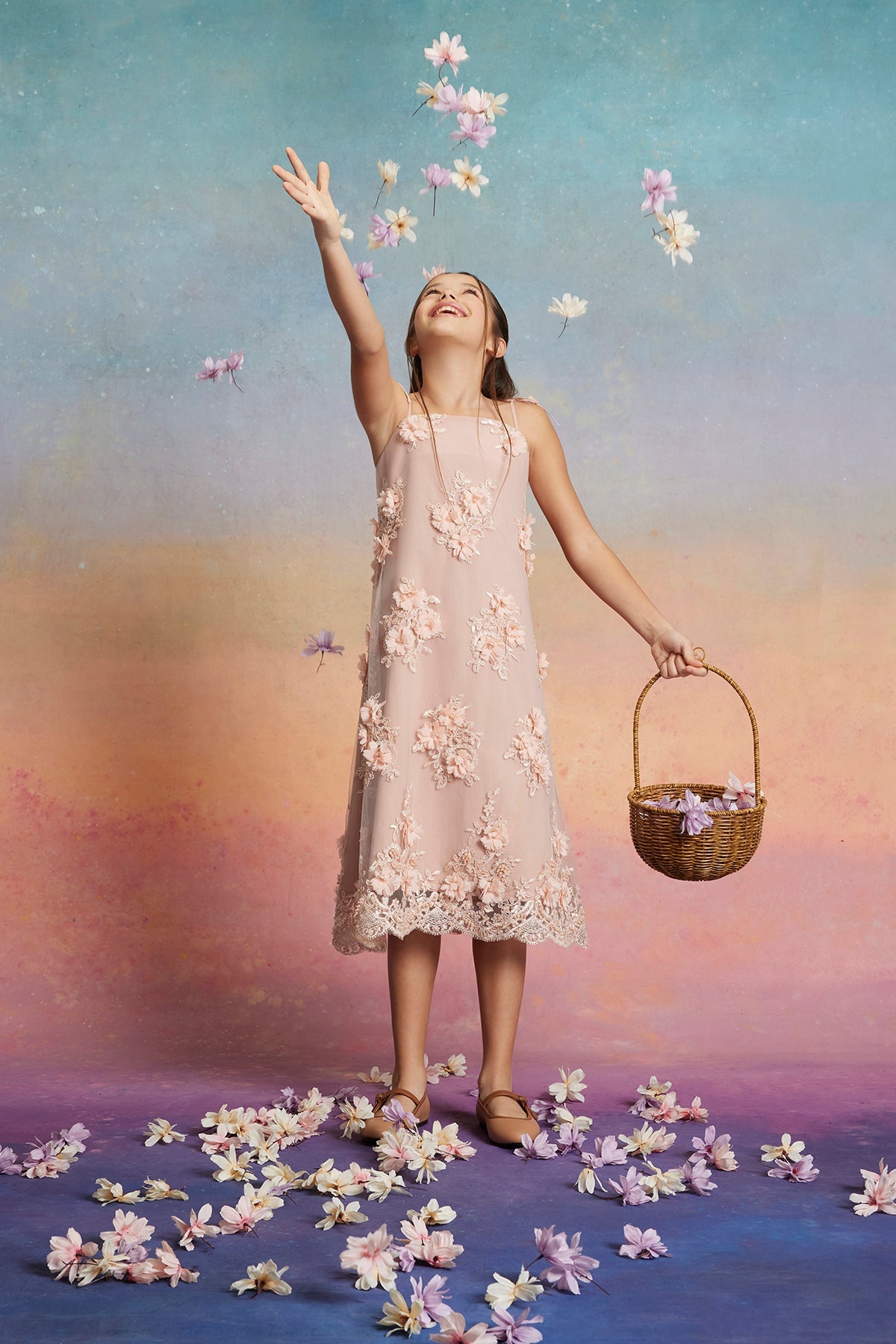 Pudra Pembe Çiçek Aplikeli Elbise