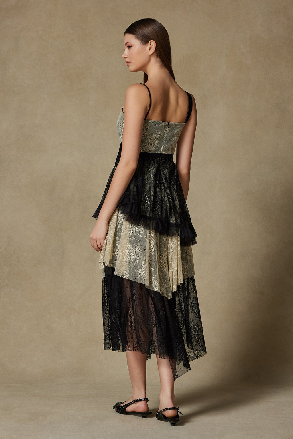 Bej & Siyah Spagetti Askılı Elbise