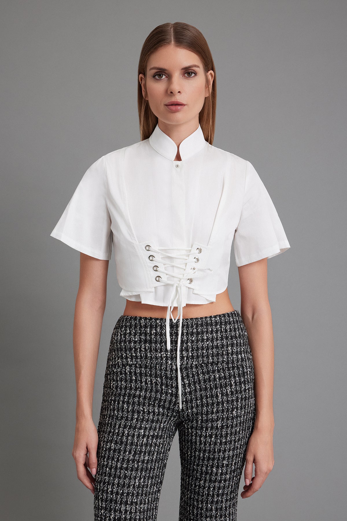 Beyaz Kuşgözlü Saten Pamuk Üst