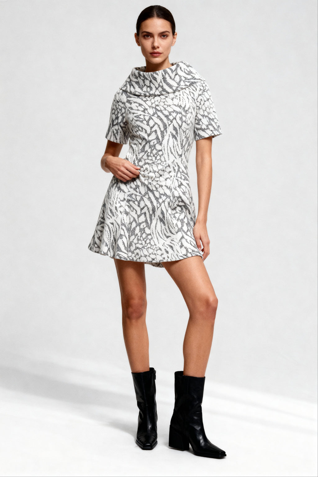 Gri & Beyaz Zebra Elbise