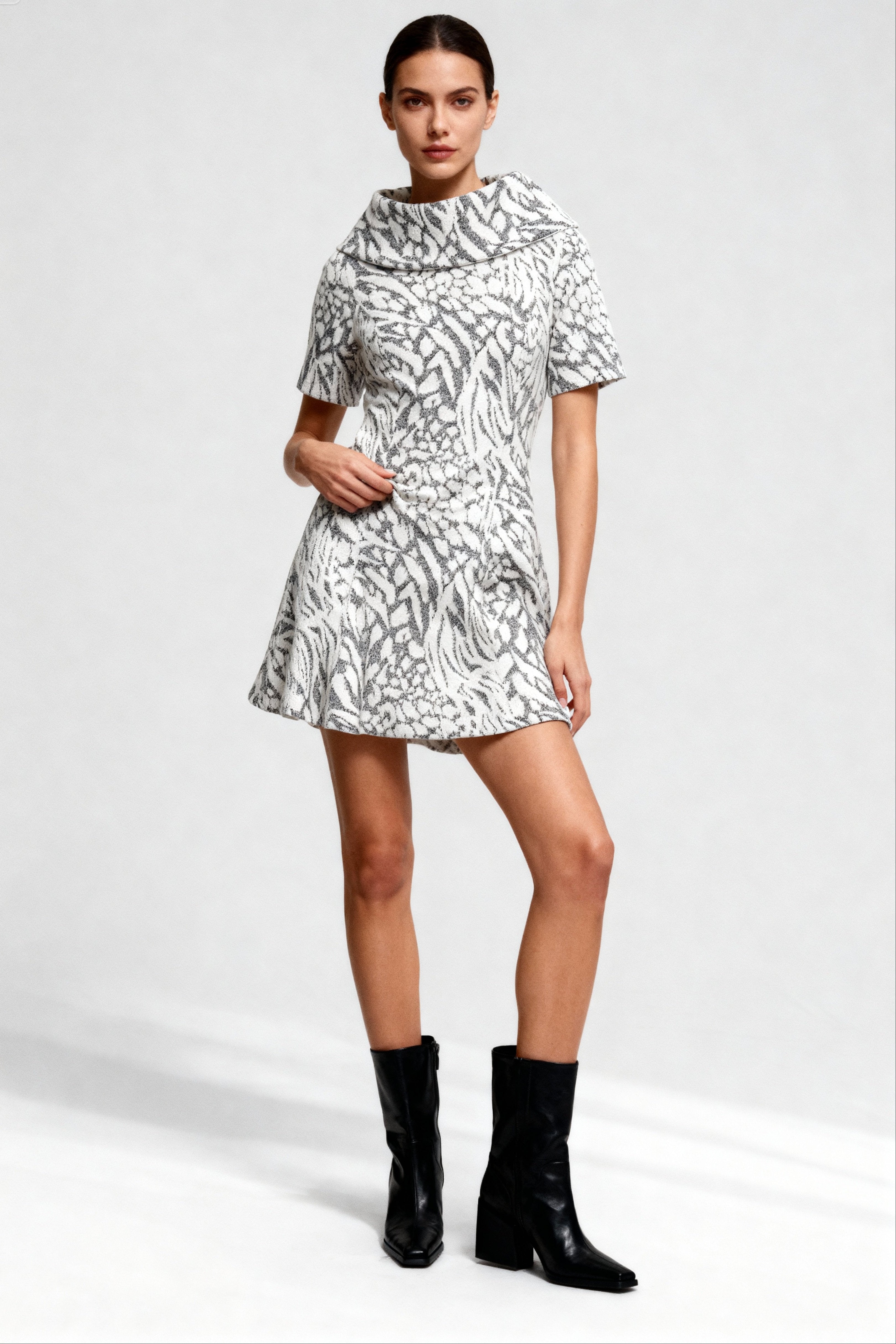 Gri & Beyaz Zebra Elbise